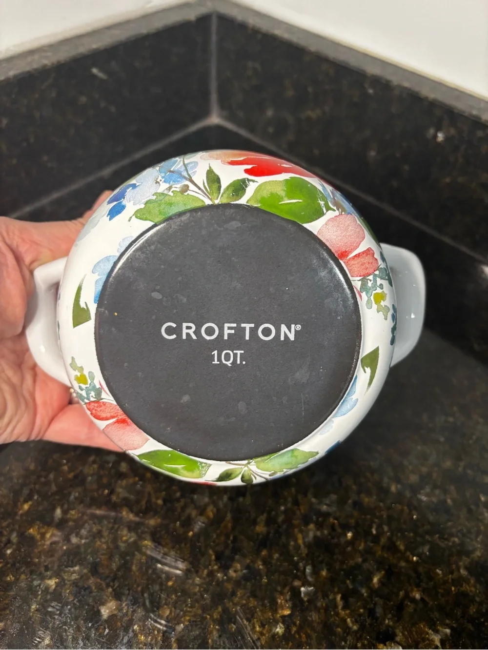 CROFTON 1 Quart Enamelware Double Handled Pot w/Lid